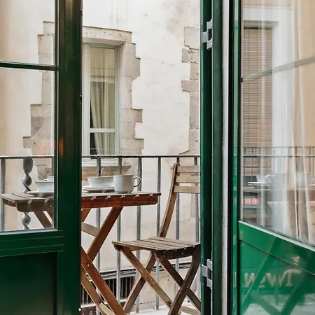 Apartament Spacest - Carrer De Sant Pere Mes Alt A *